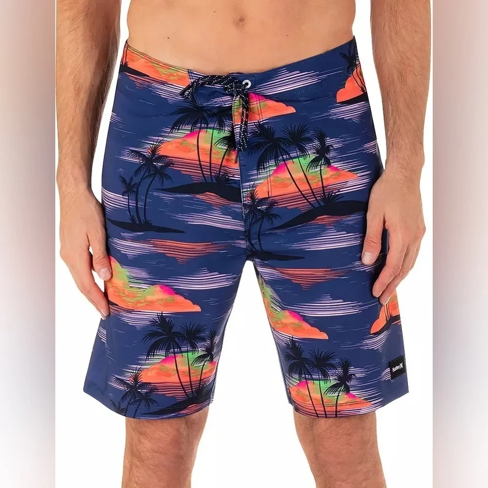 Hurley Men's Phantom Eco Weekender Boardshorts. NWT!